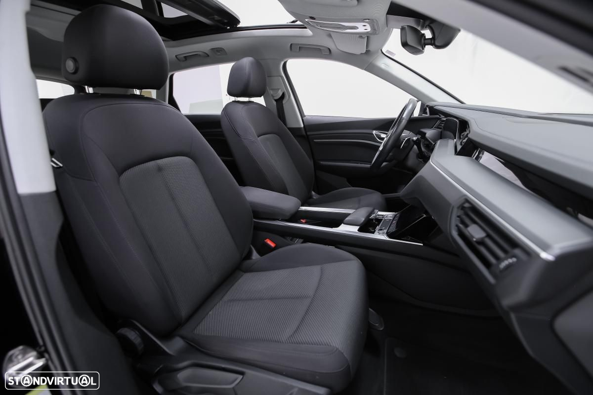 Audi e-tron 55 quattro - 10