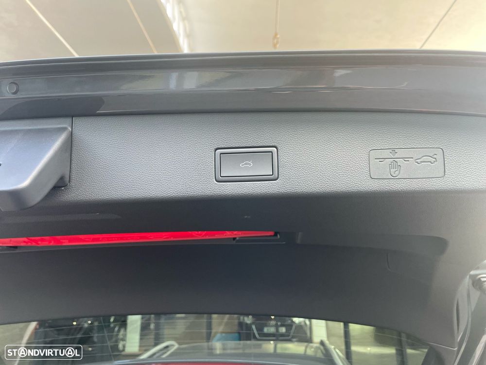 VW Golf Variant 1.5 eTSI Life DSG - 7