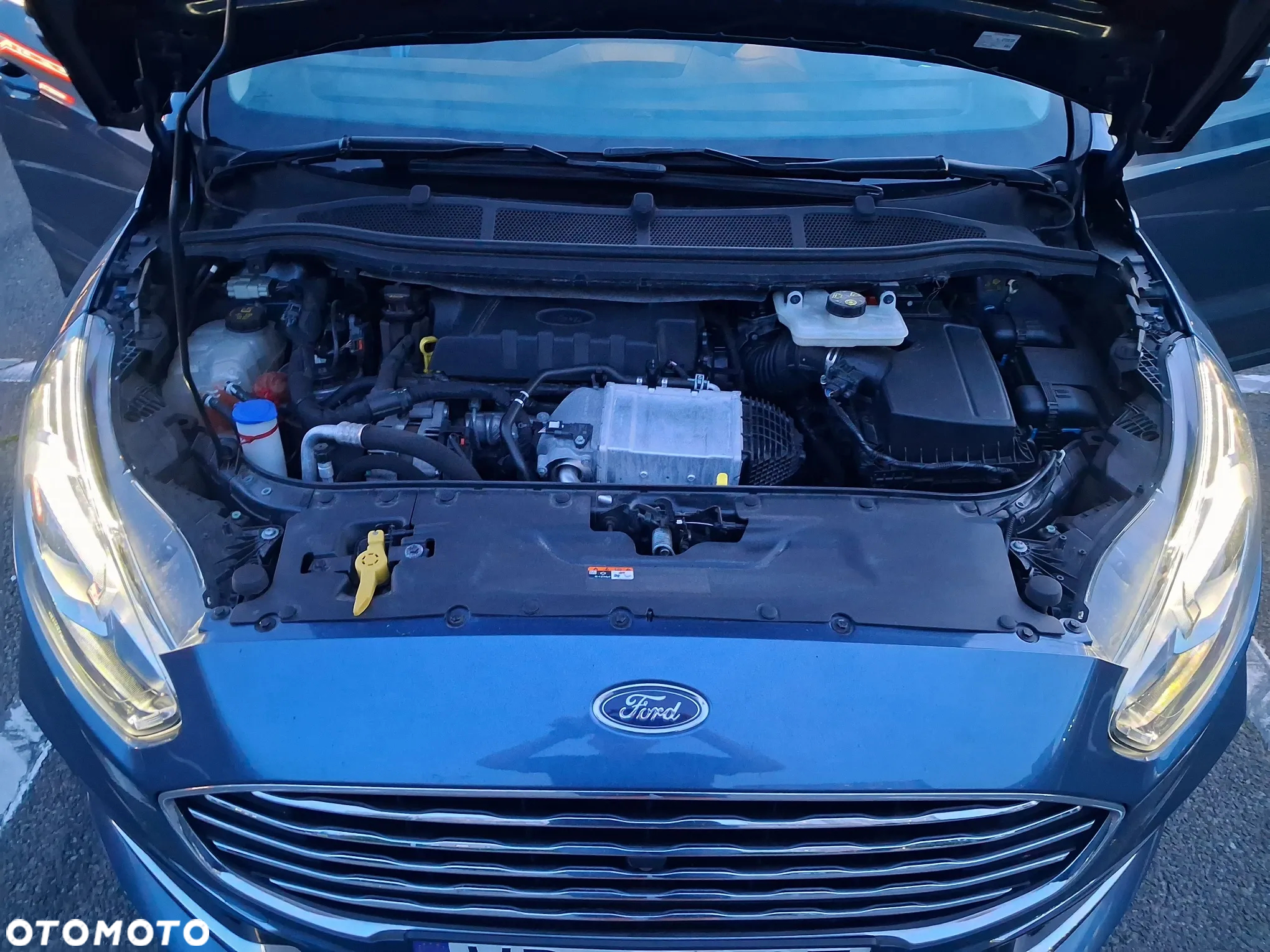 Ford S-Max 2.0 EcoBlue Titanium - 37