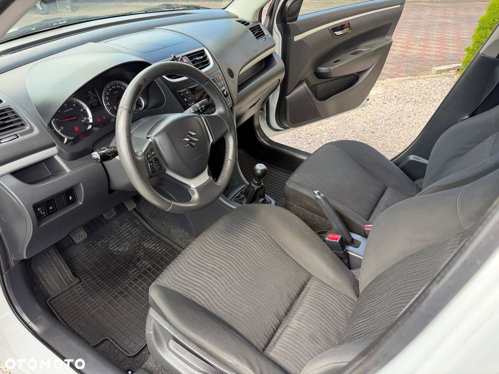Suzuki Swift 1.3 DDiS GLX / Comfort - 10