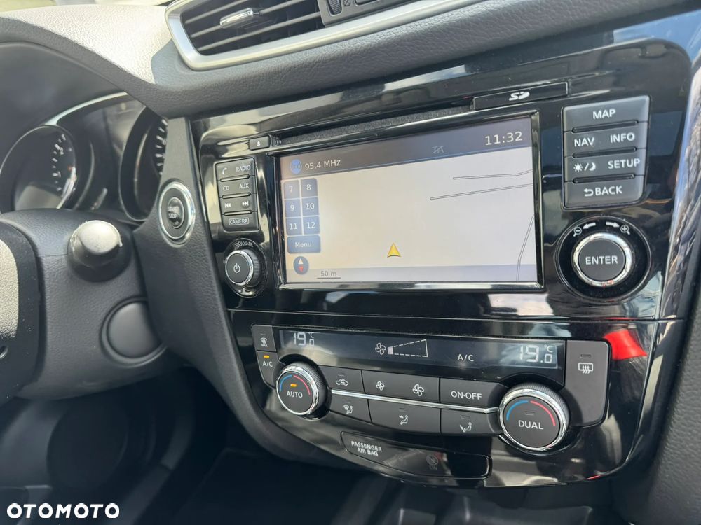 Nissan X-Trail 1.6 DCi N-Connecta 2WD Xtronic 7os - 14