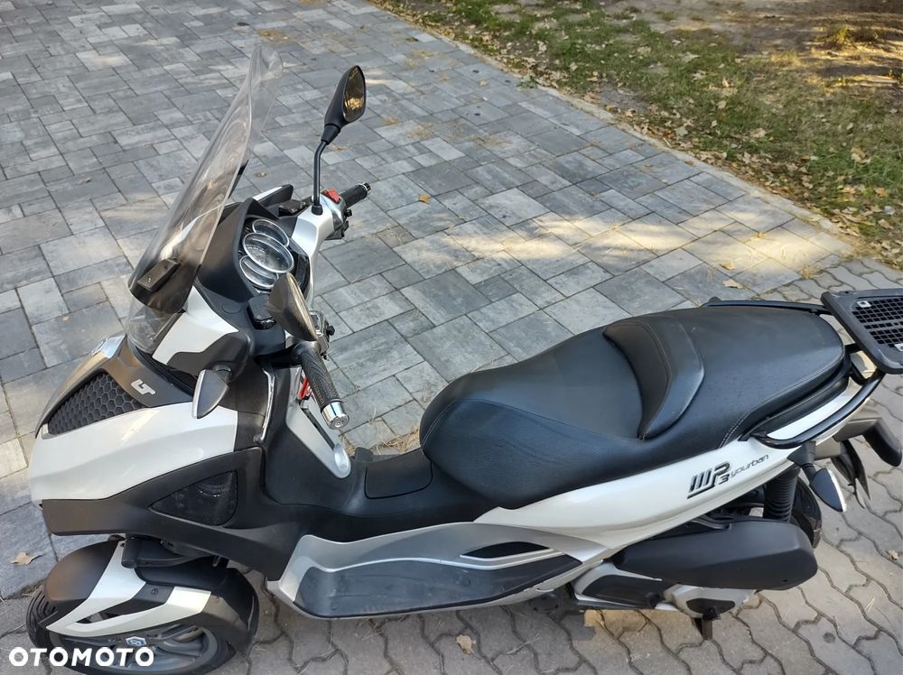 Piaggio MP-3 - 7