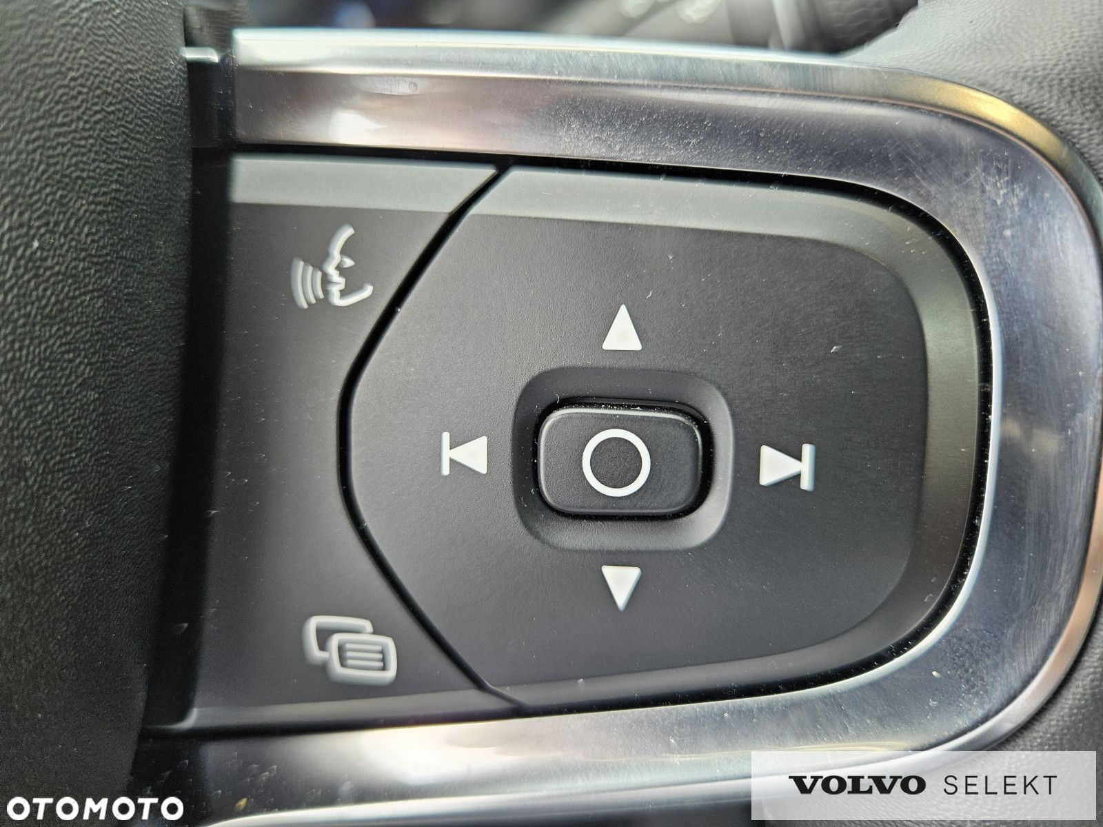 Volvo XC 40 - 22