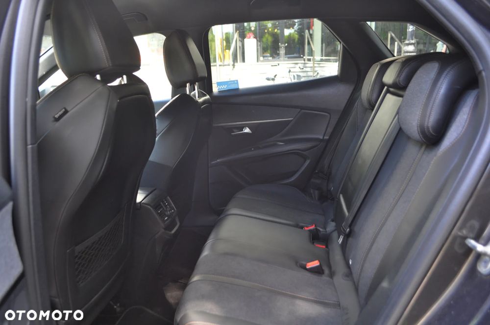 Peugeot 3008 1.6 BlueHDi Allure S&S EAT6 - 12