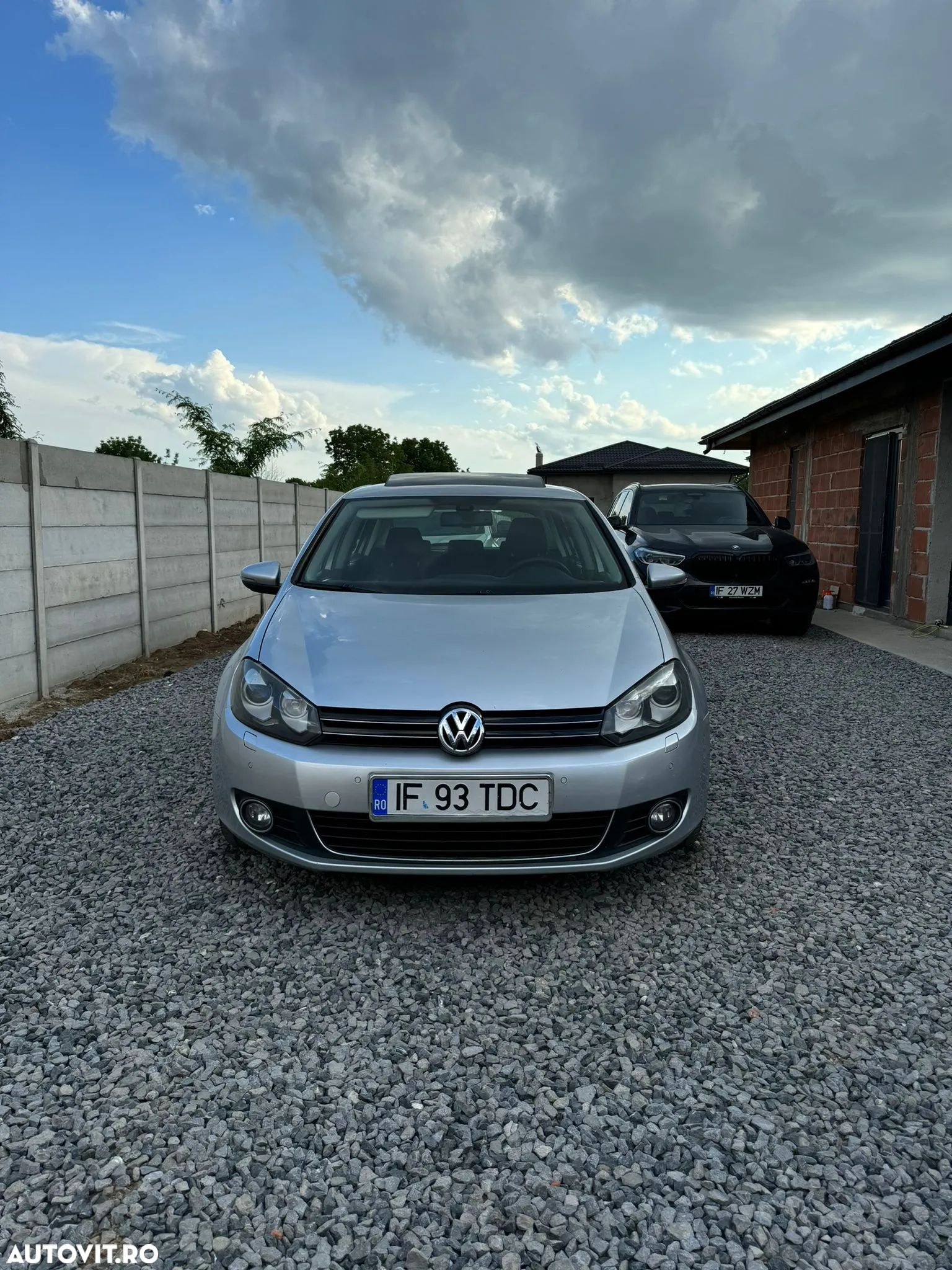 Volkswagen Golf 1.6 TDI DPF Highline - 1