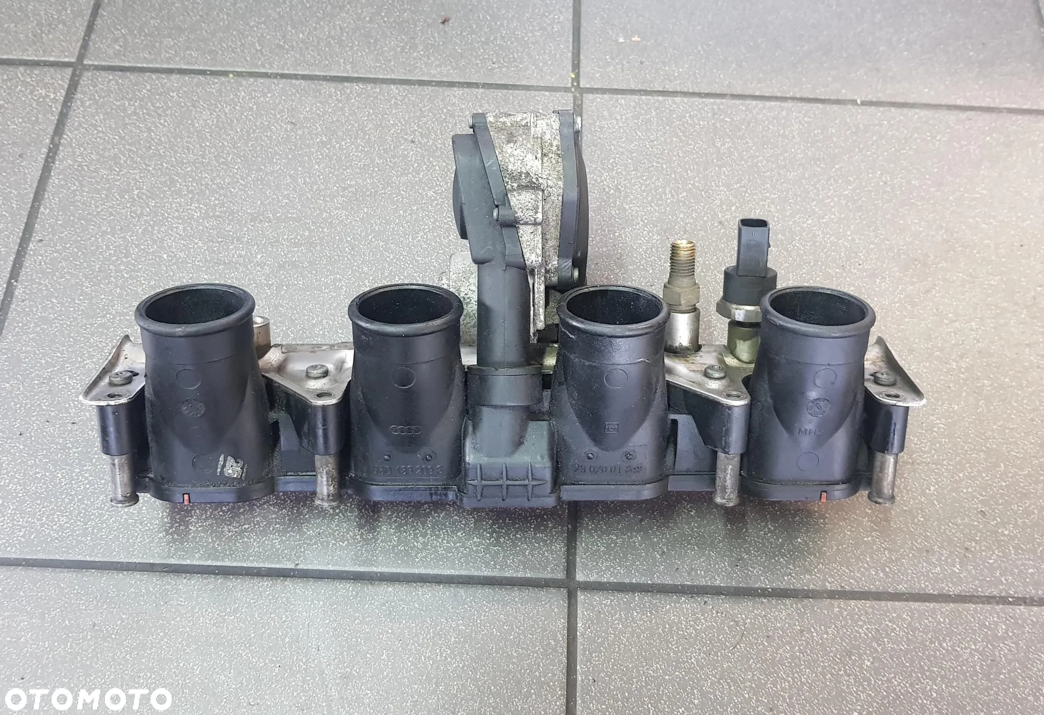 KOLEKTOR SSĄCY NASTAWNIK KLAPY 2.0 FSI 150 VW AUDI SEAT SKODA 06D133209T 06D133209S 06D133317F - 4