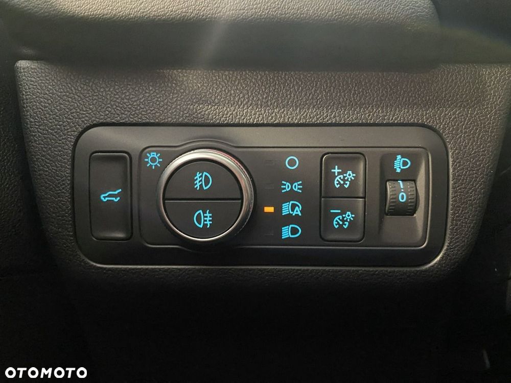 Ford Kuga - 27