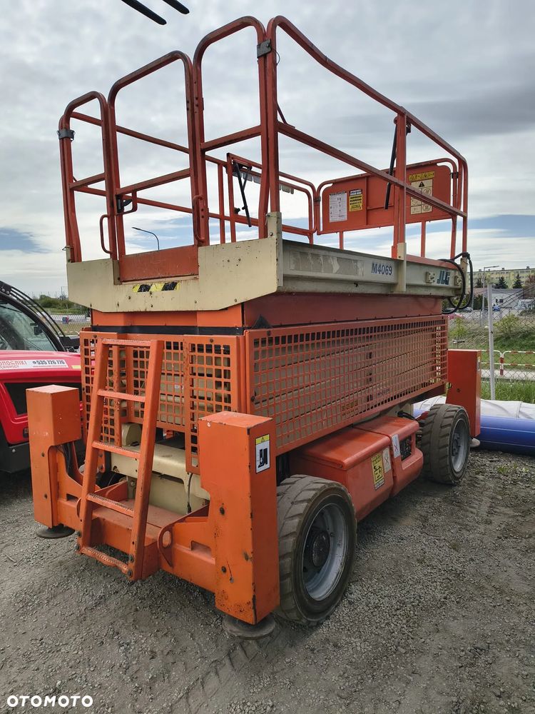 JLG M4069 - 4