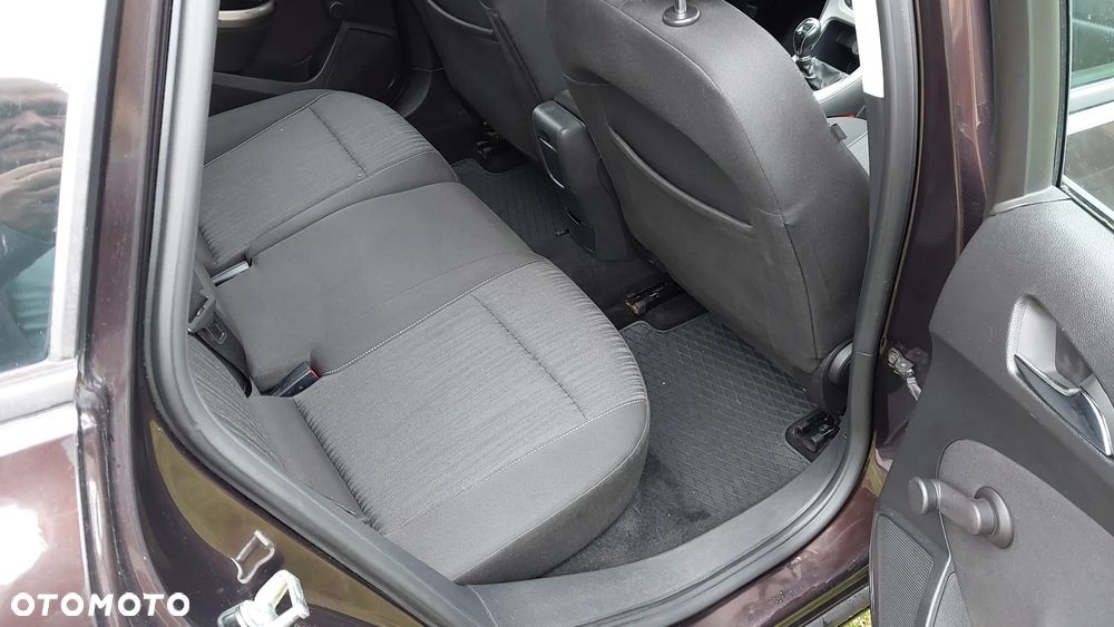 Opel Astra 1.4 T Enjoy - 10