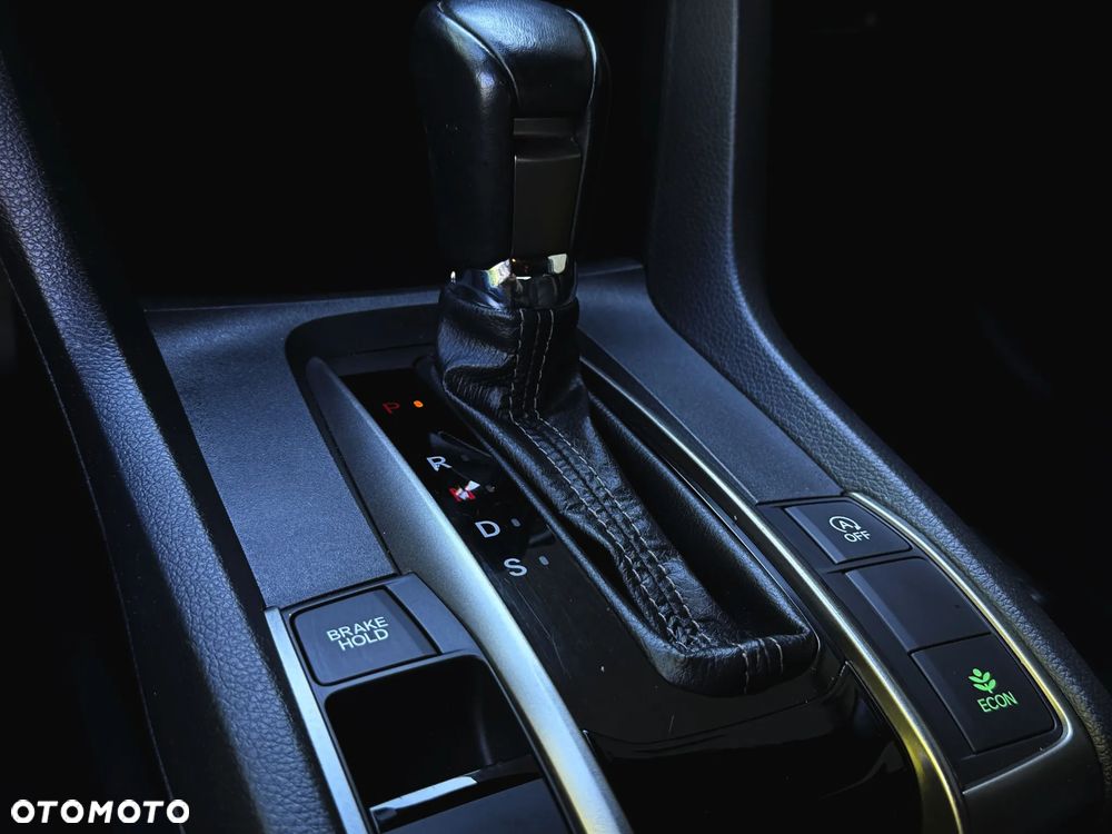 Honda Civic 1.0 i-VTEC Turbo CVT Elegance - 29