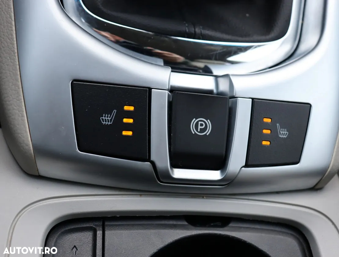 Opel Antara - 21