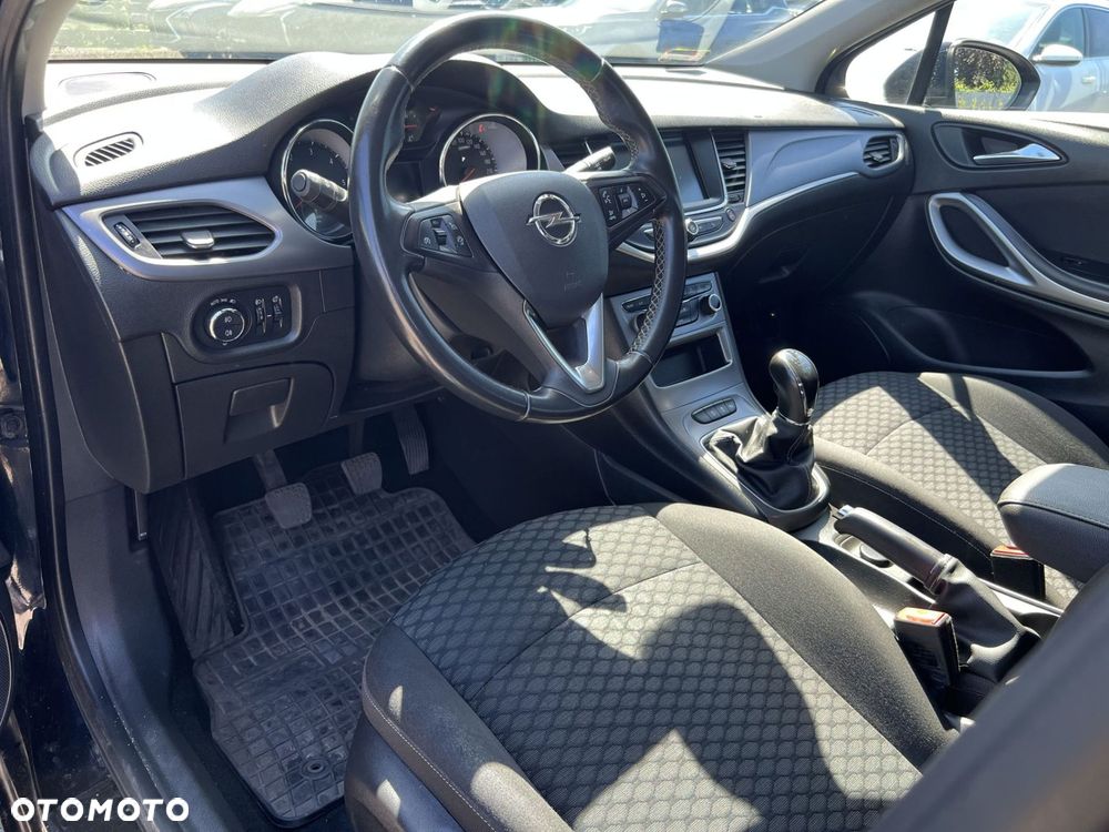 Opel Astra - 10
