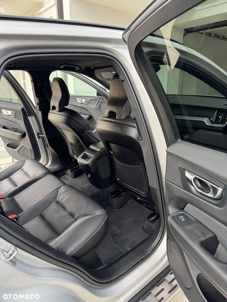 Volvo XC 60 - 27