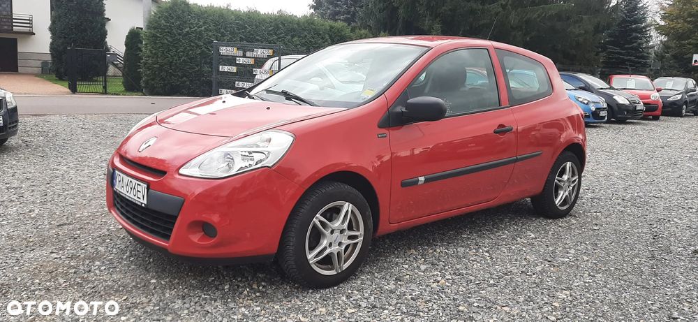 Renault Clio - 1
