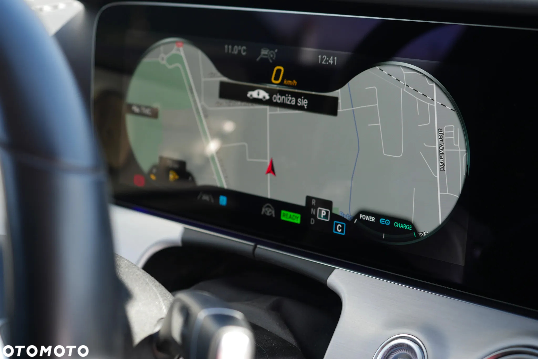 Mercedes-Benz Klasa E 220 d 4Matic T 9G-TRONIC Avantgarde - 19