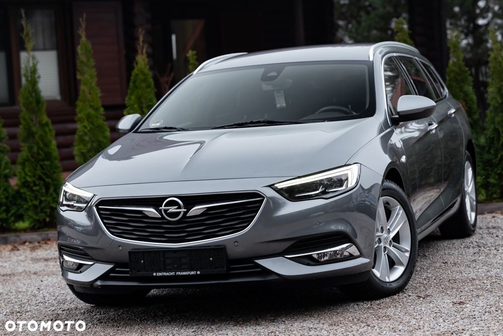 Opel Insignia - 1