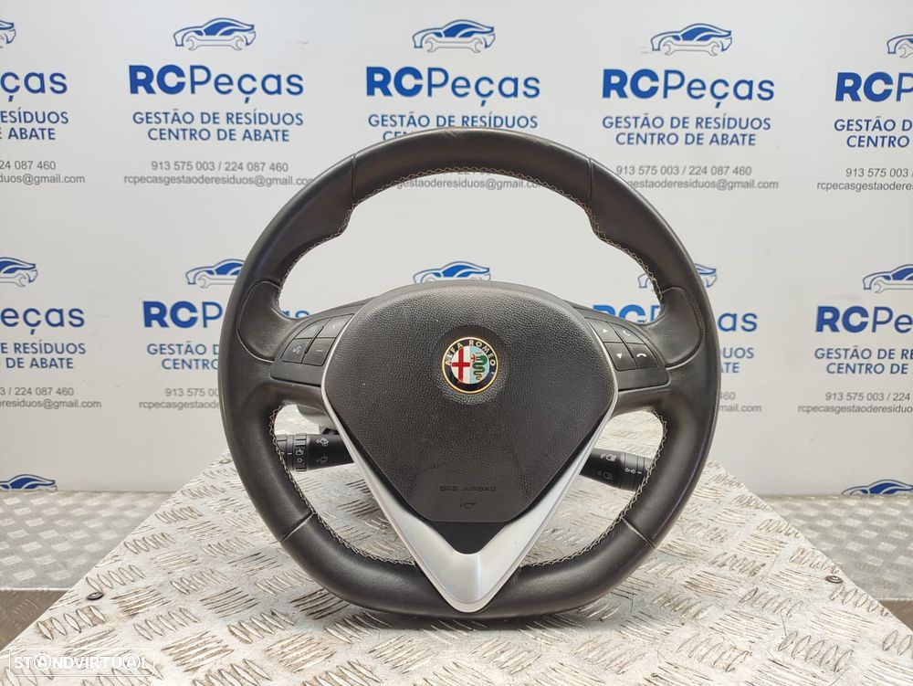 Volante Completo Flat Bottom Pele Costura Branca Alfa Romeo Giulietta - 2