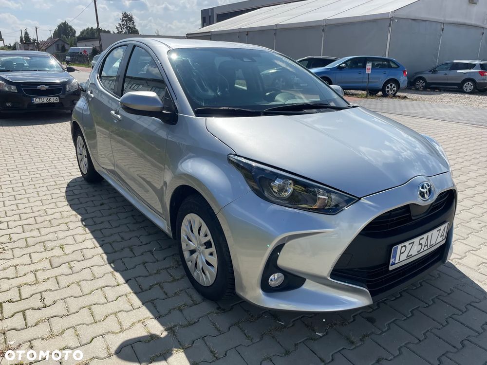 Toyota Yaris - 1