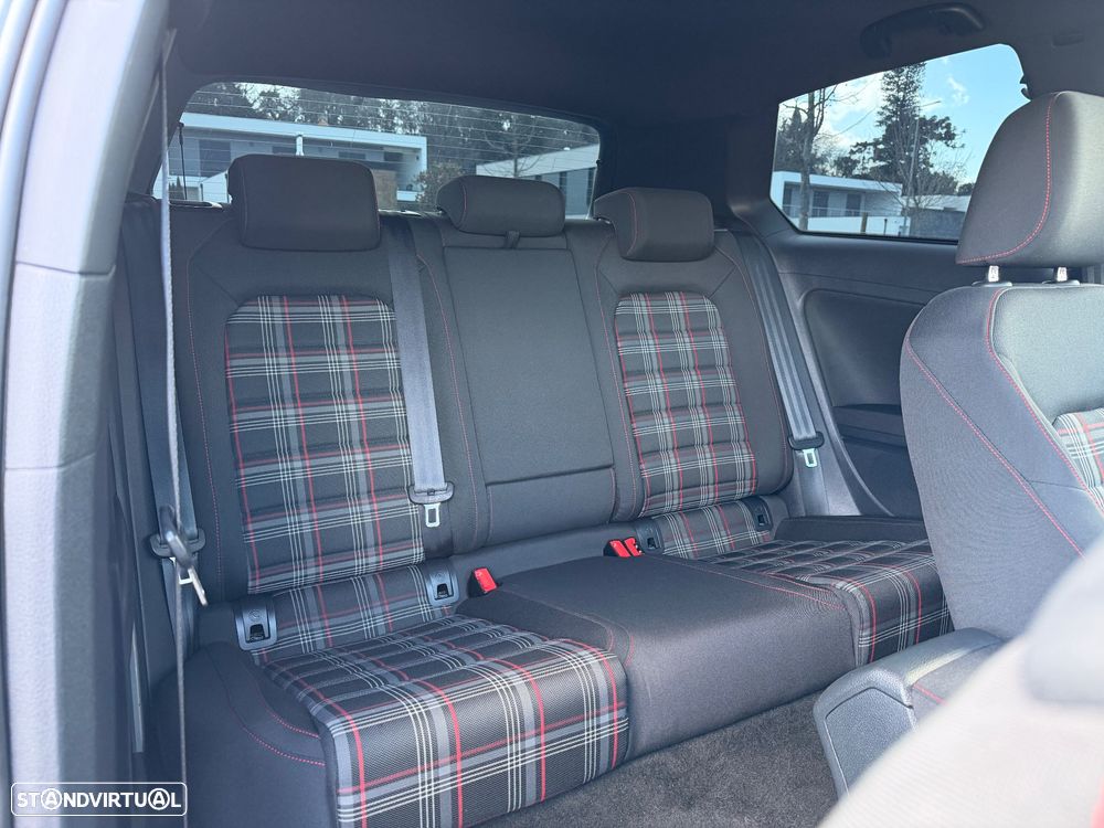 VW Golf GTI BlueMotion DSG - 33