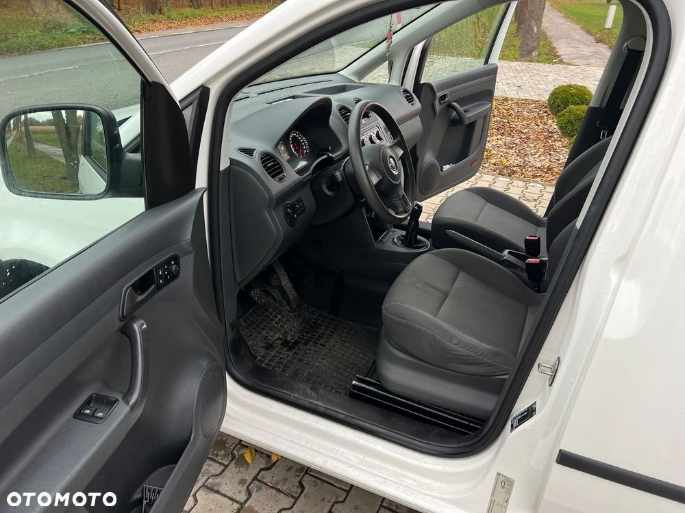 Volkswagen CADDY - 16