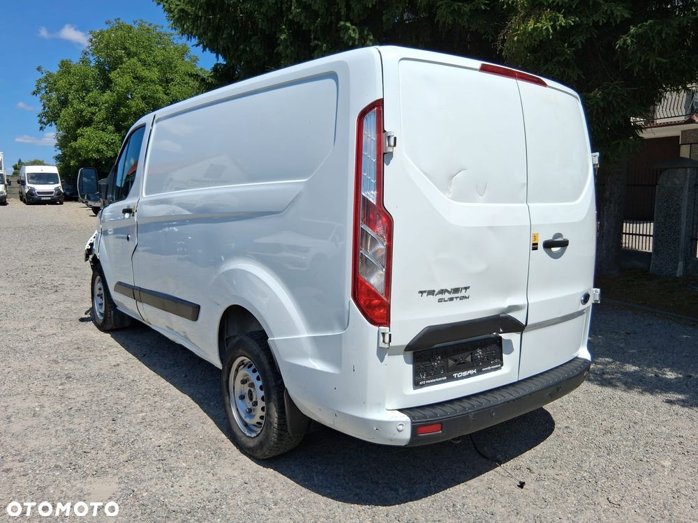 Ford Transit Custom - 8