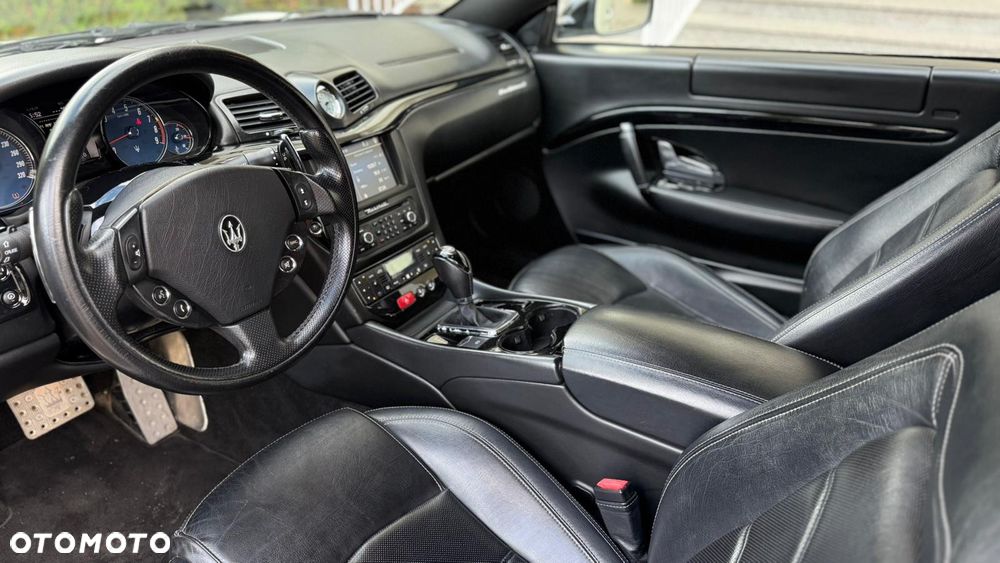 Maserati GranTurismo S - 16