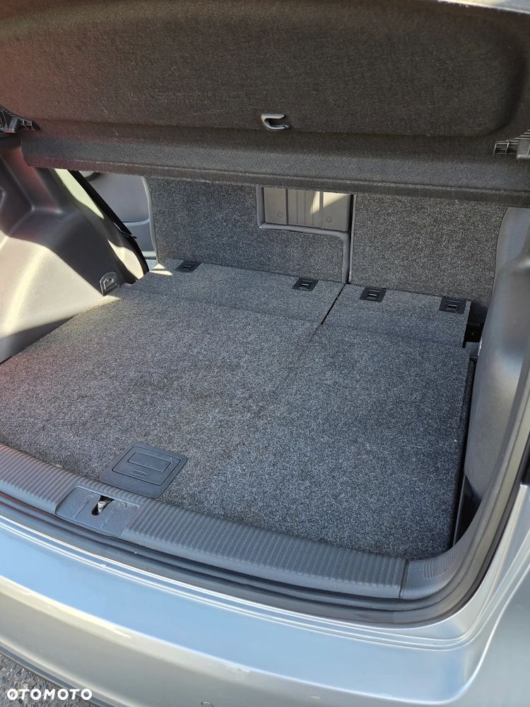 Volkswagen Golf Plus 2.0 TDI Comfortline DSG - 31
