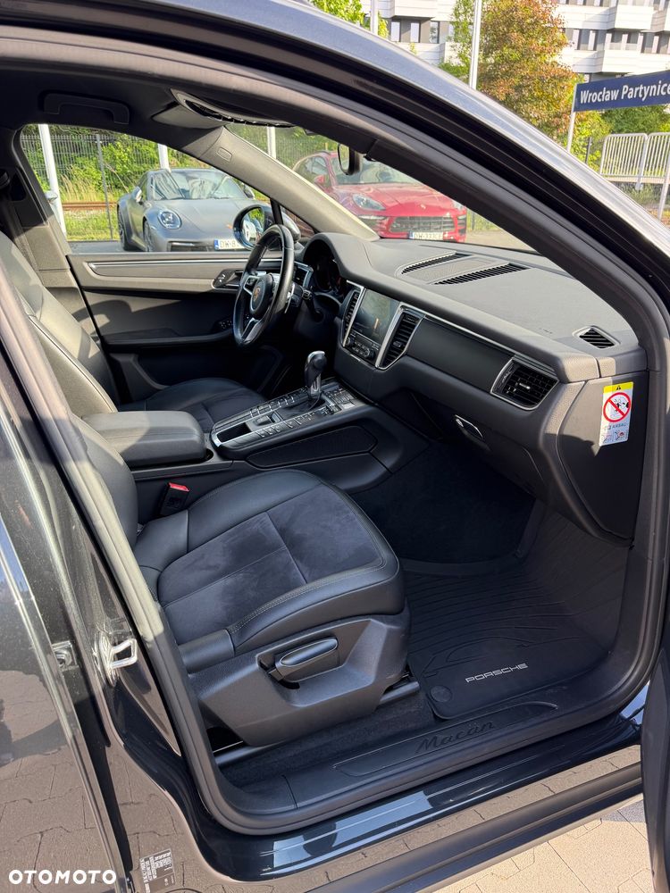 Porsche Macan - 11