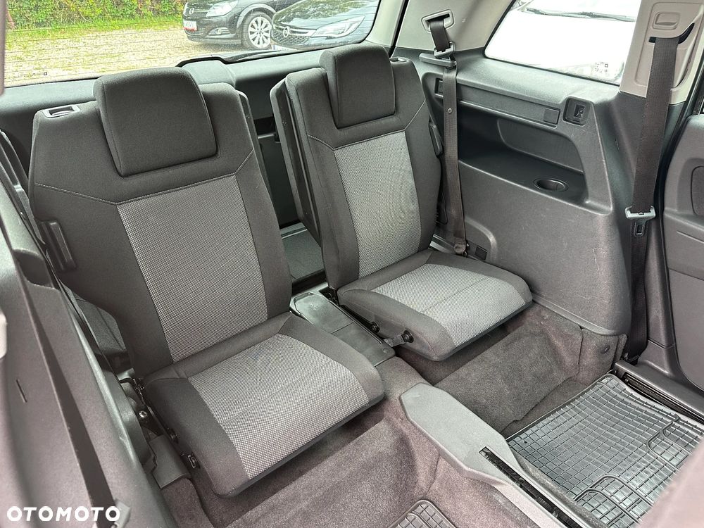 Opel Zafira - 28