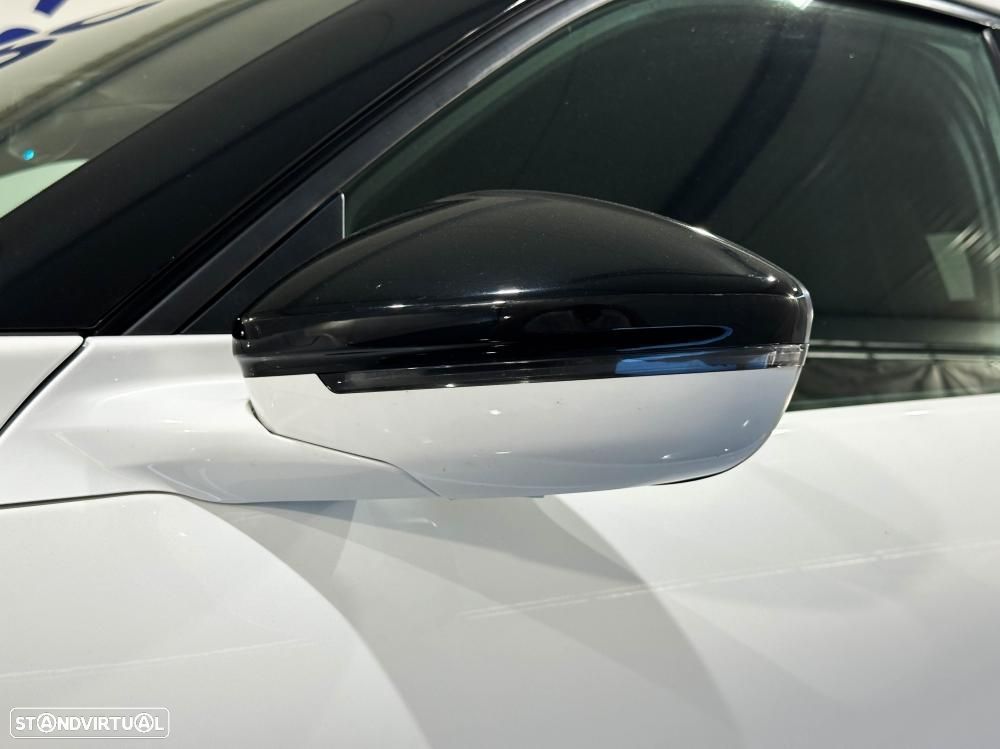 DS DS3 Crossback E-TENSE PERFORMANCE LINE - 16