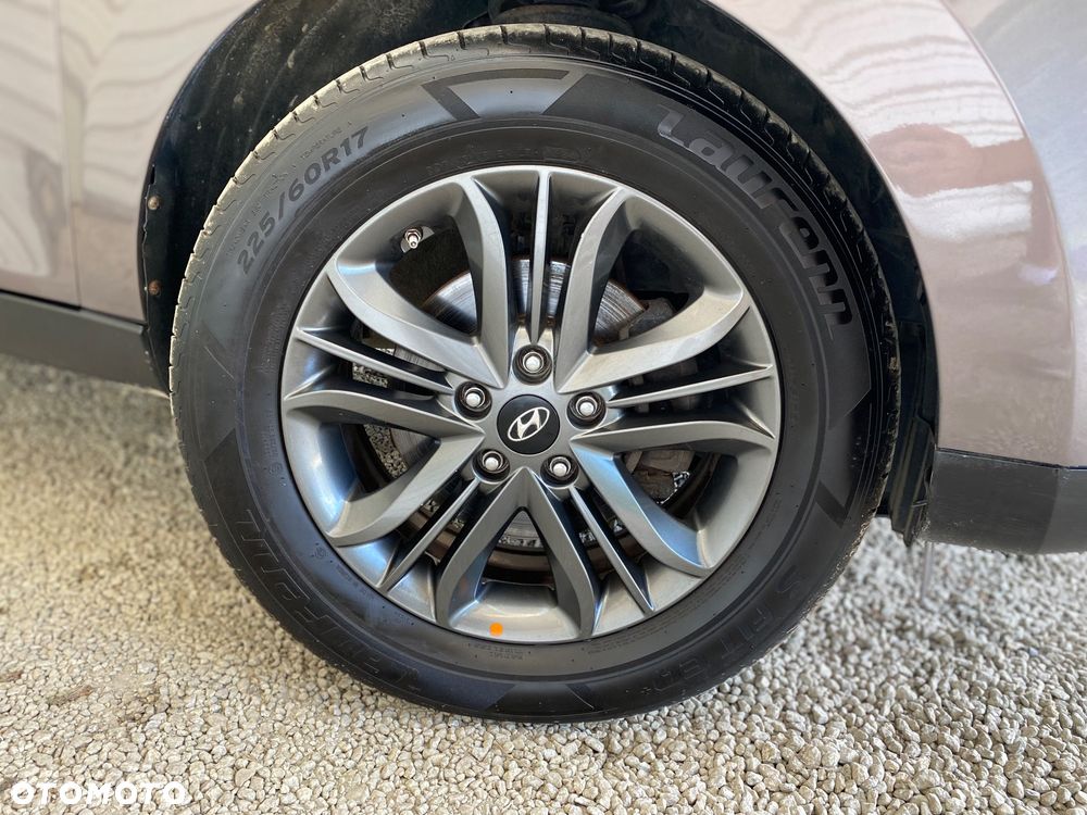 Hyundai ix35 2.0 CRDi 4WD Automatik Fifa World Cup Gold Edition - 20