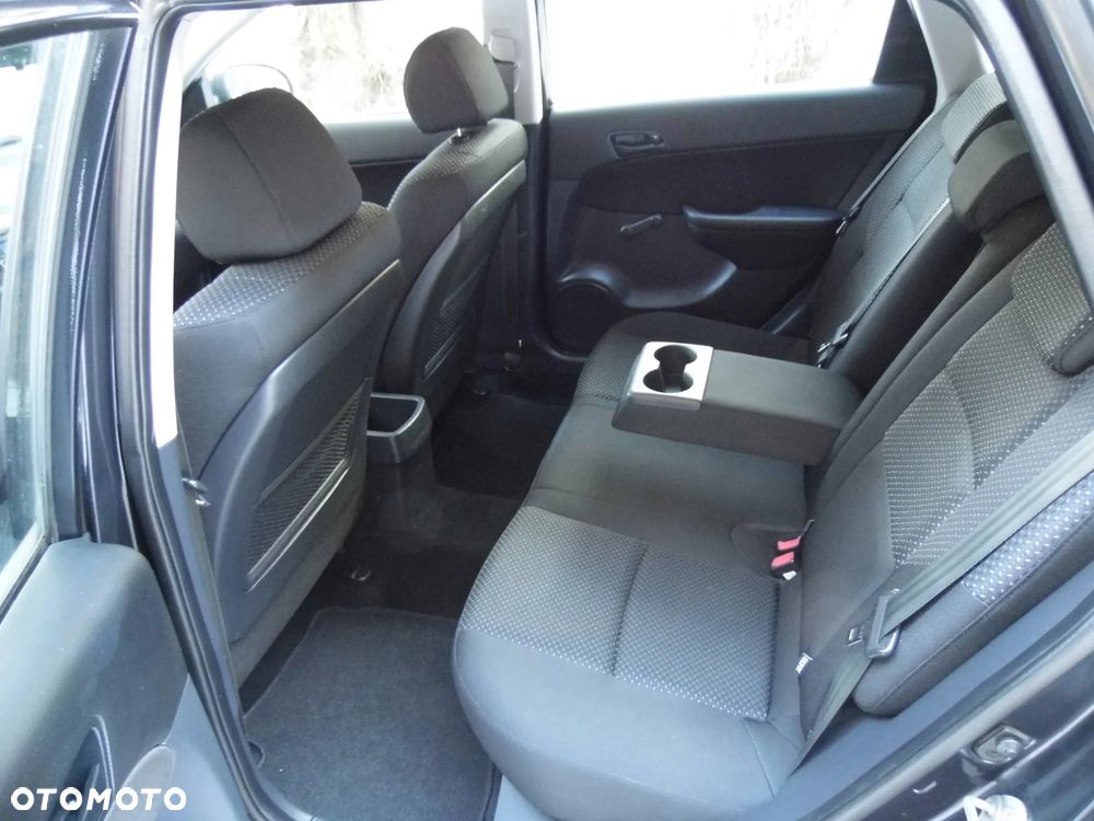 Hyundai i30 i30cw 1.4 blue Comfort - 34