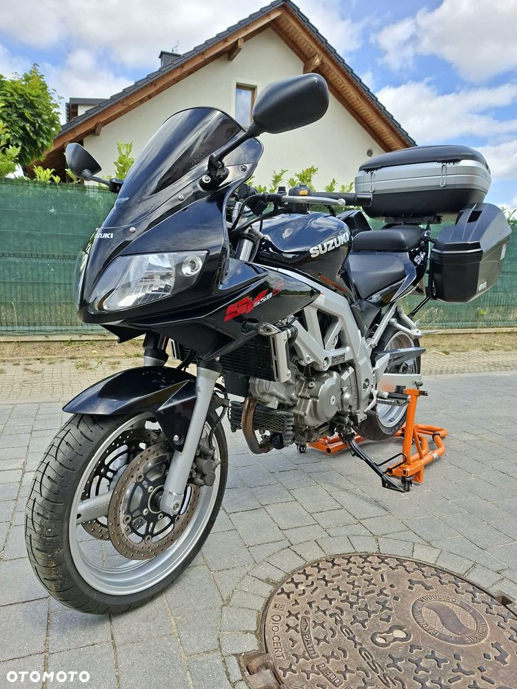 Suzuki SV - 16