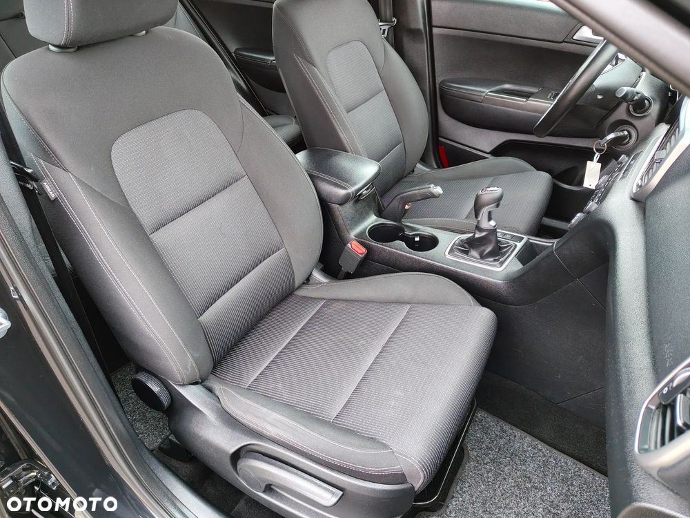 Kia Sportage 1.6 GDI L Business Line 2WD - 38