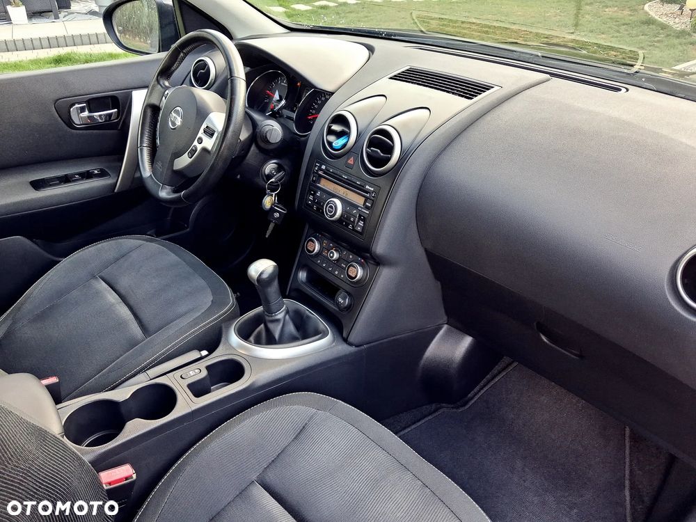 Nissan Qashqai 1.6 visia - 26