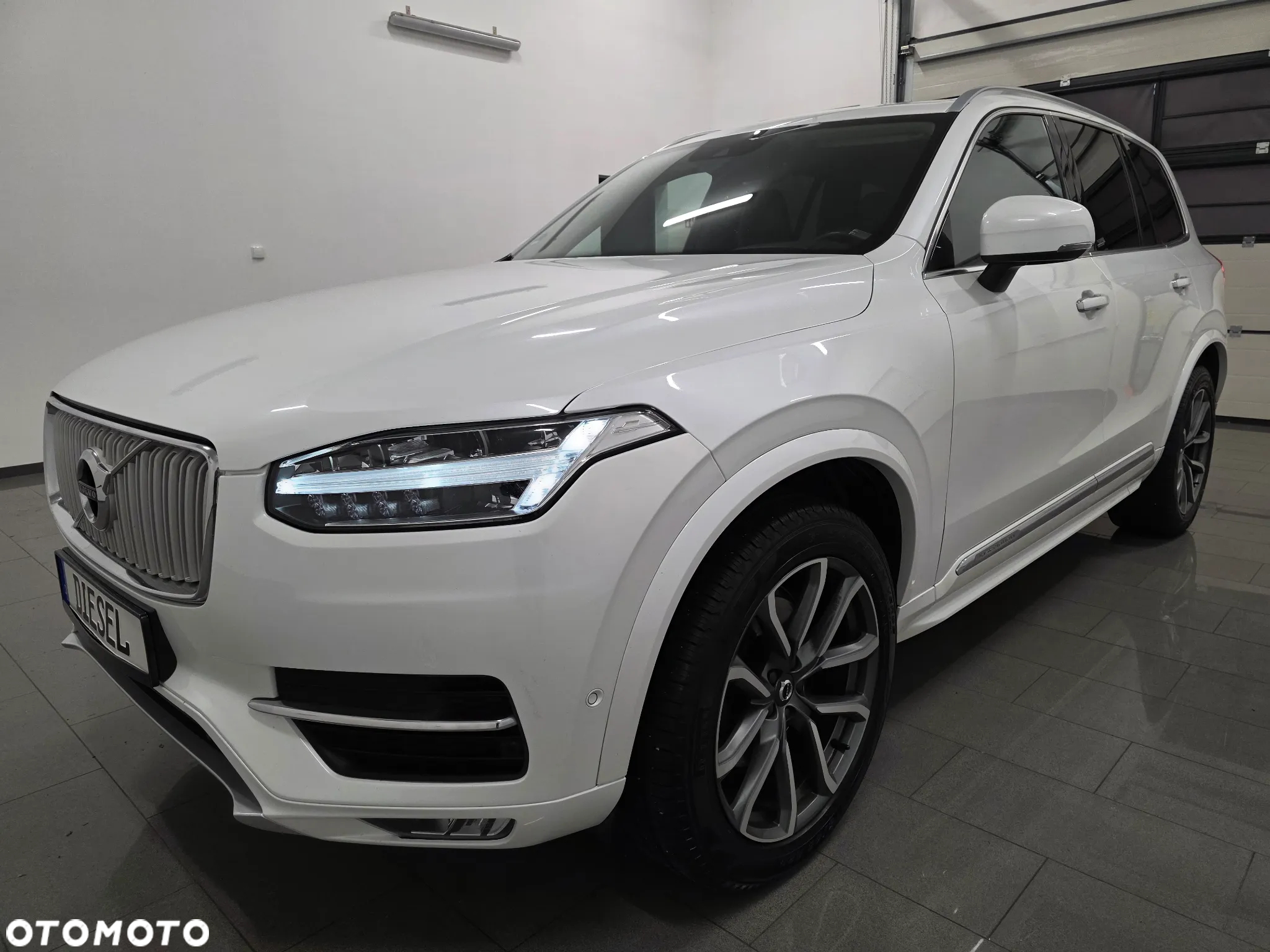 Volvo XC 90 D5 AWD R-Design - 2