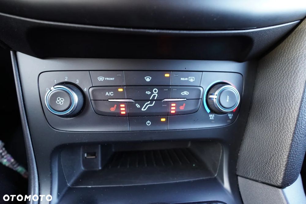 Ford Focus 1.0 EcoBoost Edition Start - 35