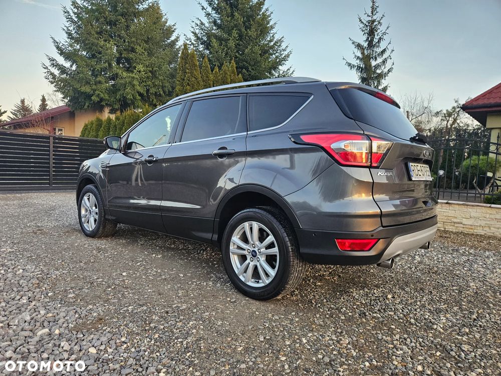 Ford Kuga 1.5 EcoBoost 2x4 Titanium - 6