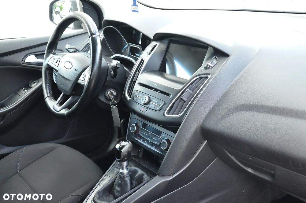 Ford Focus 1.5 TDCi DPF Start-Stopp-System Business - 27
