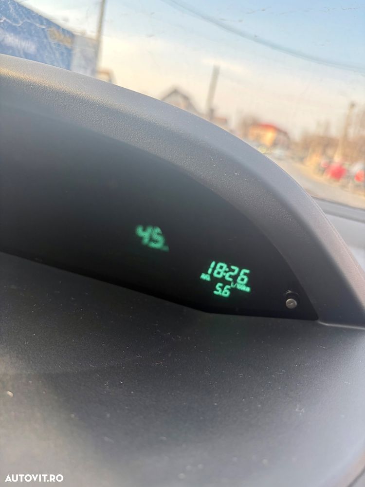 Toyota Yaris 1.0 Aqua - 5