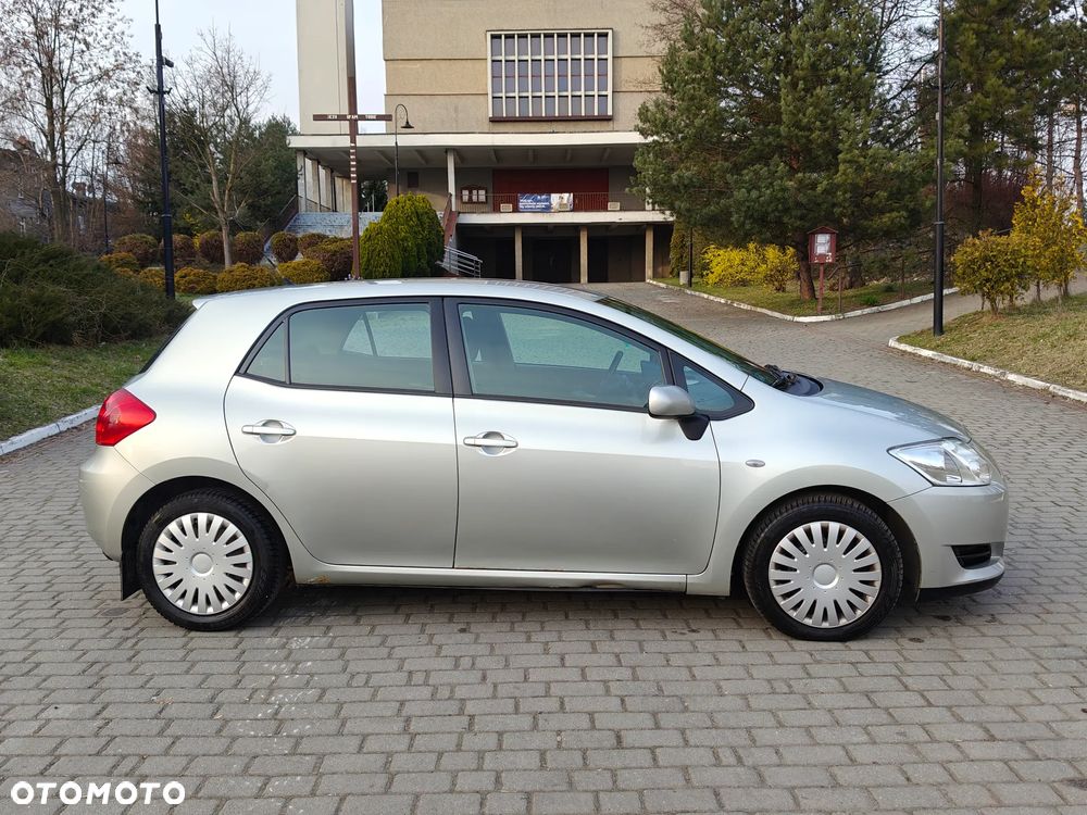 Toyota Auris 2.0 D-4D Luna - 10