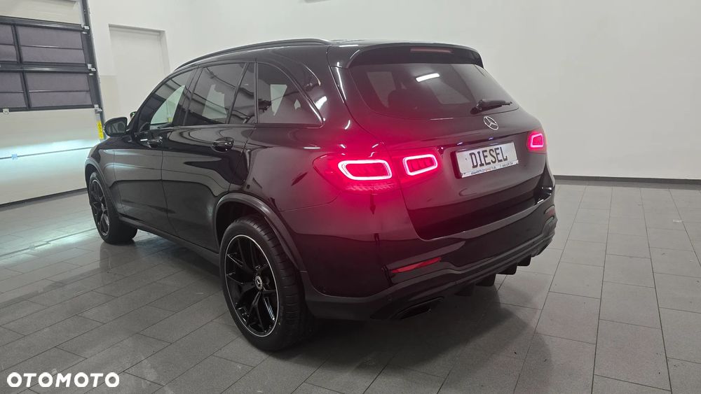 Mercedes-Benz GLC 300 d 4Matic 9G-TRONIC AMG Line Plus - 4