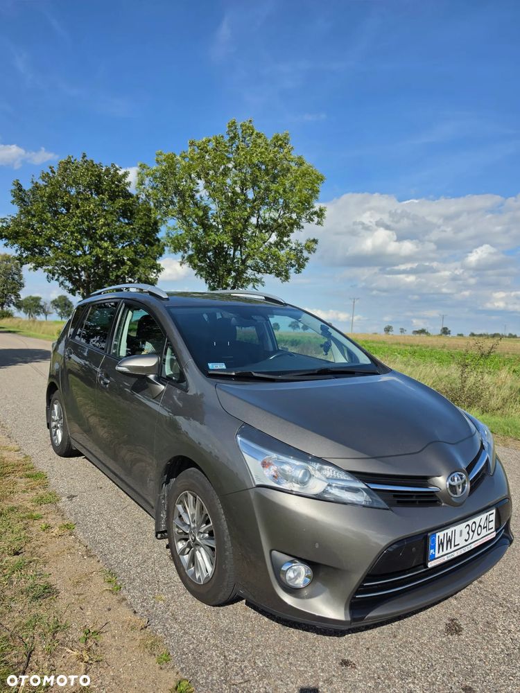 Toyota Verso 1.8 Prestige EU6 - 2