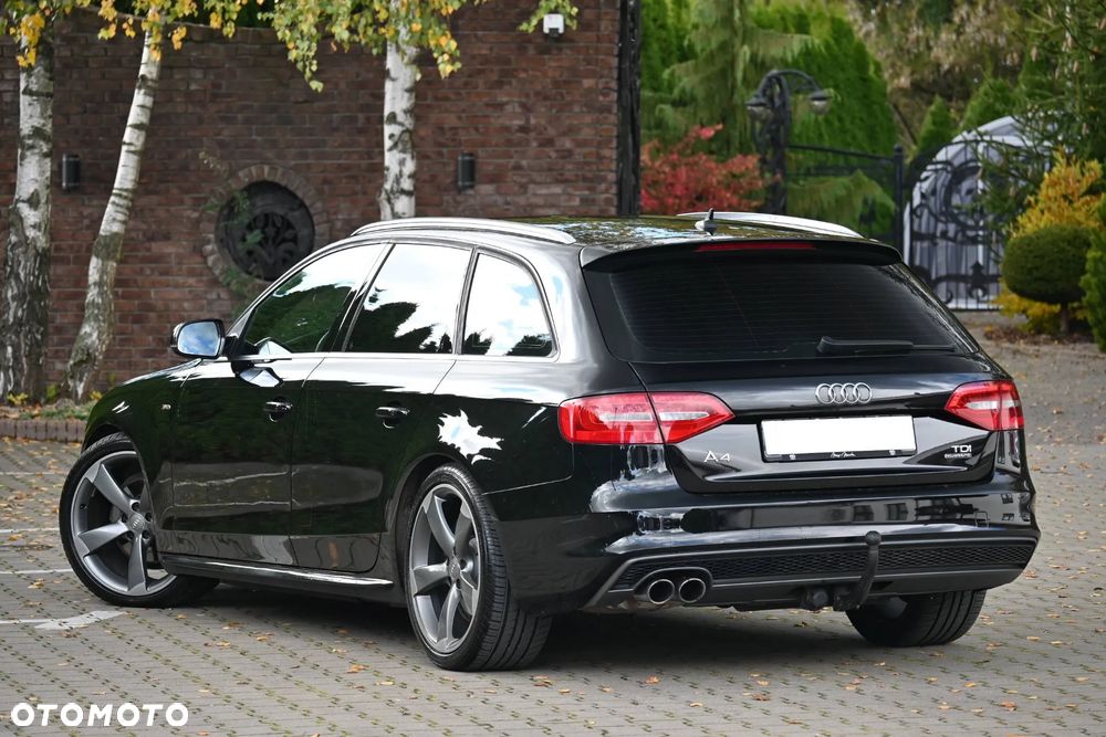 Audi A4 Avant 2.0 TDI DPF quattro S tronic S line Sportpaket - 13