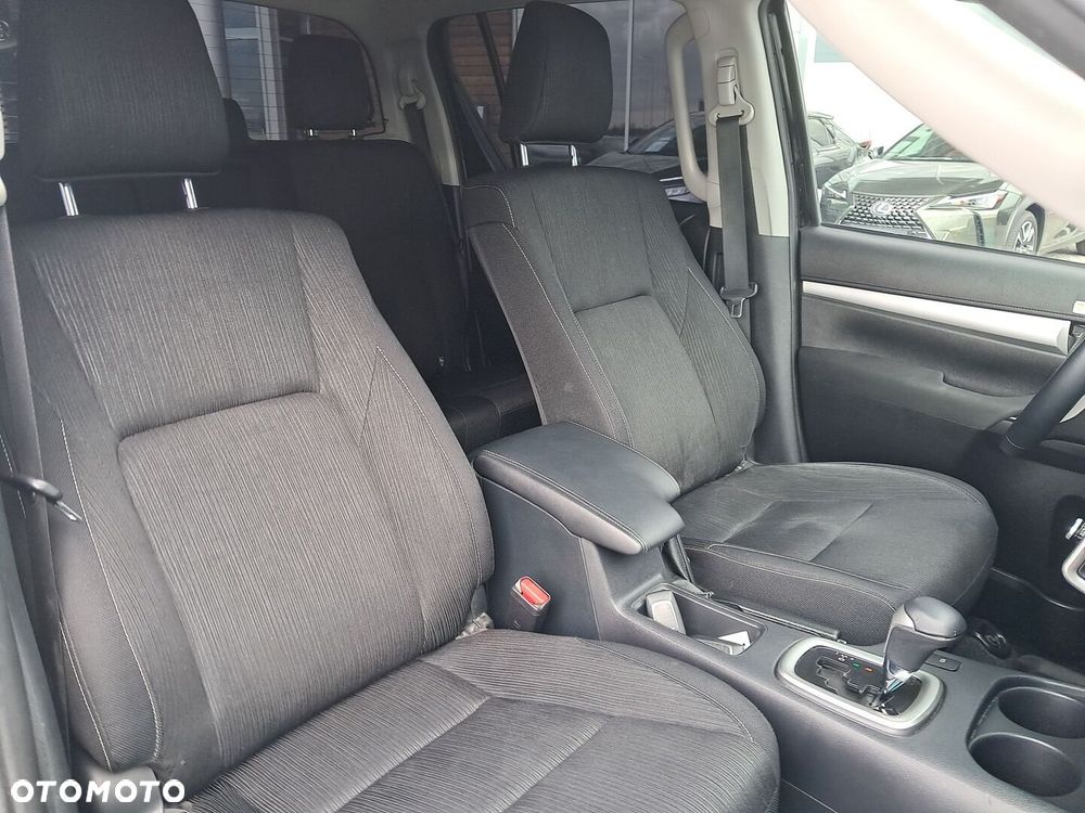 Toyota Hilux 2.8 D-4D Double Cab SR5 4x4 - 15