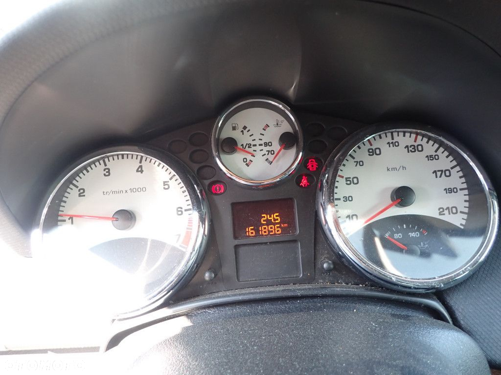PEUGEOT 207 06- 1,4 VTI 16V 8FS 95 KM SILNIK BENZYNA TEST POMIAR KOMPRESJI - 2