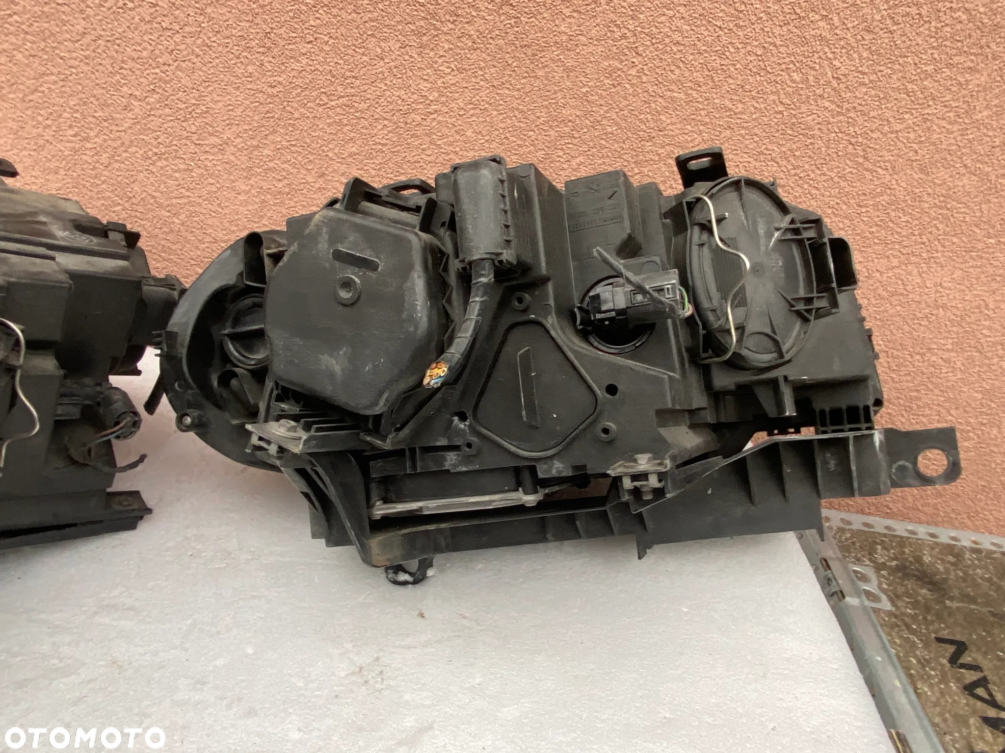lampy BMW X3 E83 lift bi xenon dynamic komplet eu - 9