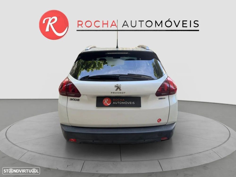 Peugeot 2008 - 9