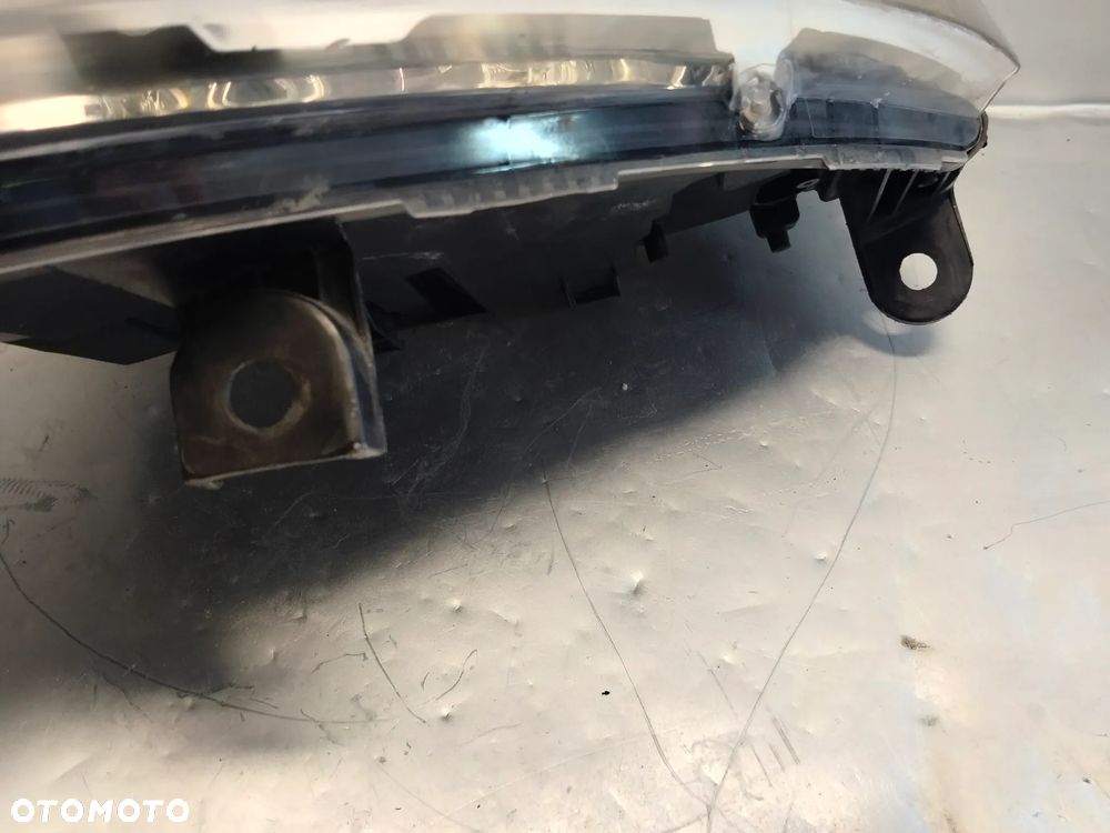 LAMPA LEWA PRZÓD AUDI A6 C6 TYC PRZEDLIFT - 8