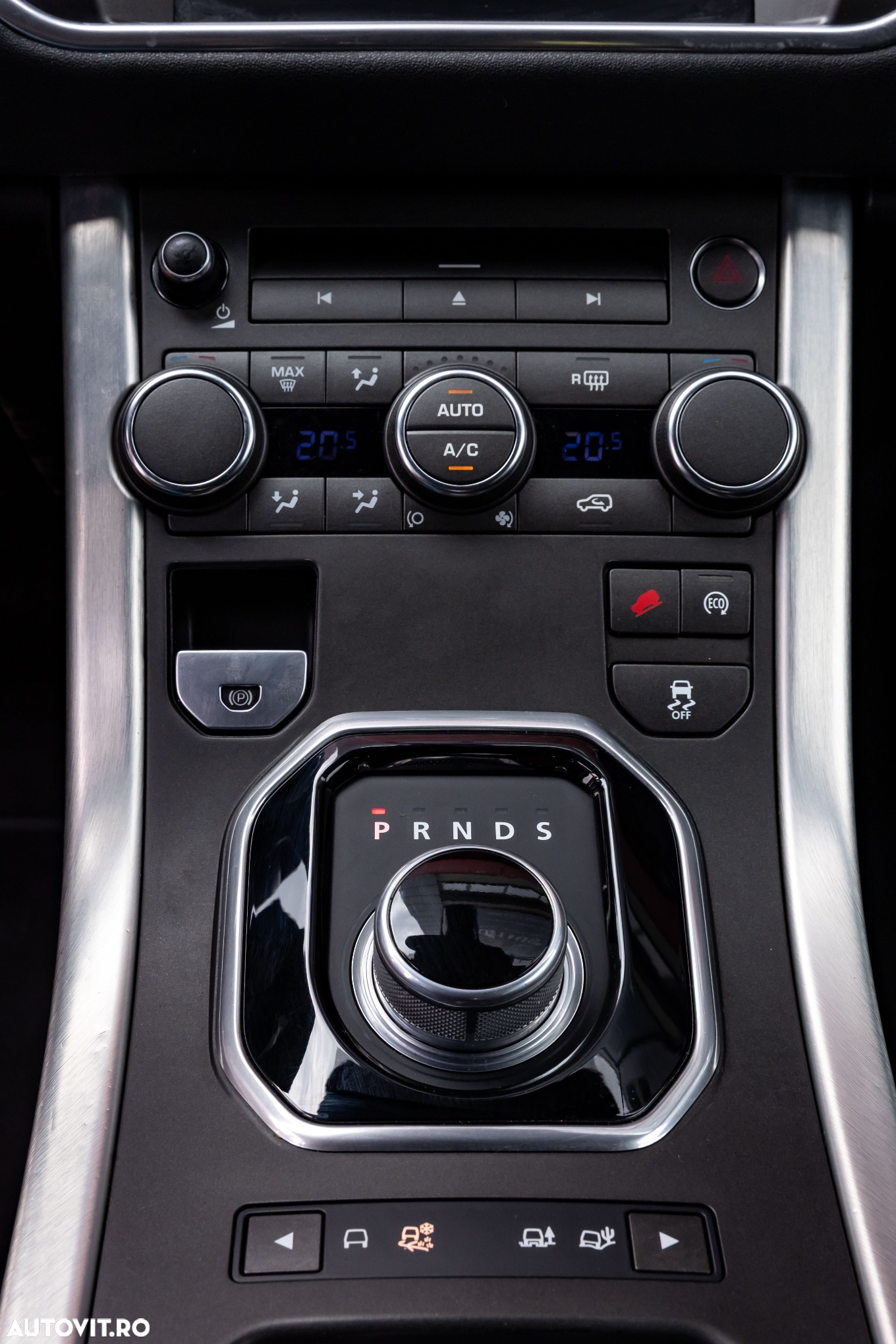 Land Rover Range Rover Evoque - 27